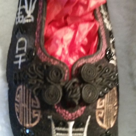 Vintage Clara Barson Asian Design Shoes - Picture 3 of 14